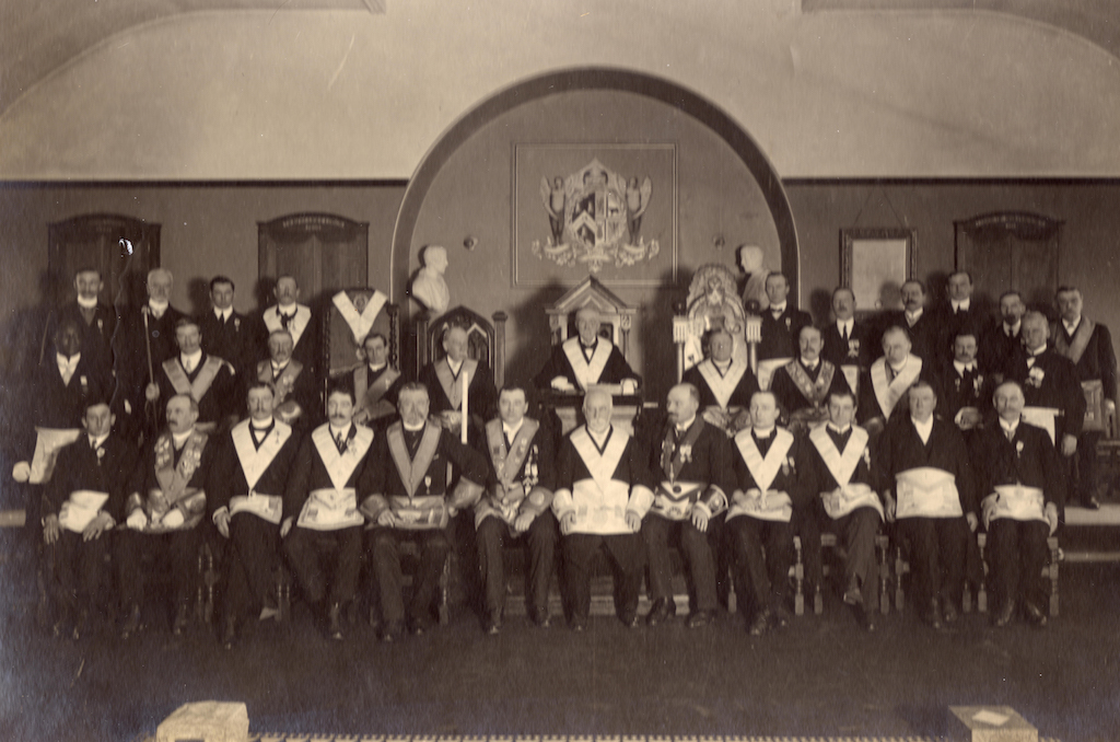 Lodge members 1911